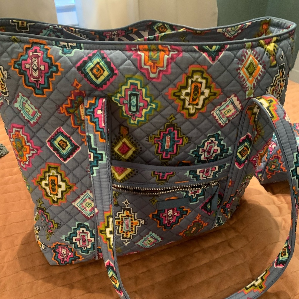 Vera Bradley tote and cosmetic bag